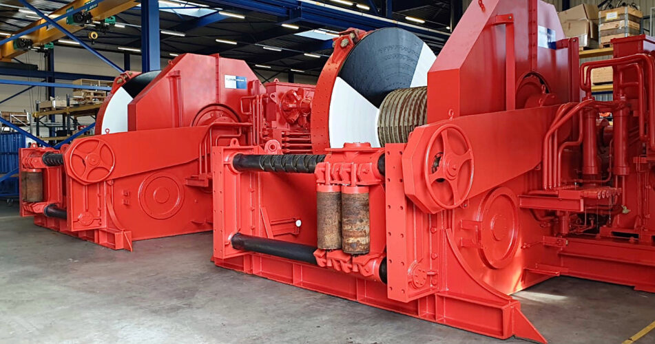 Mooring winches