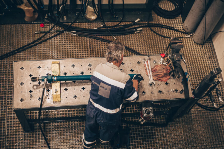 Service engineer