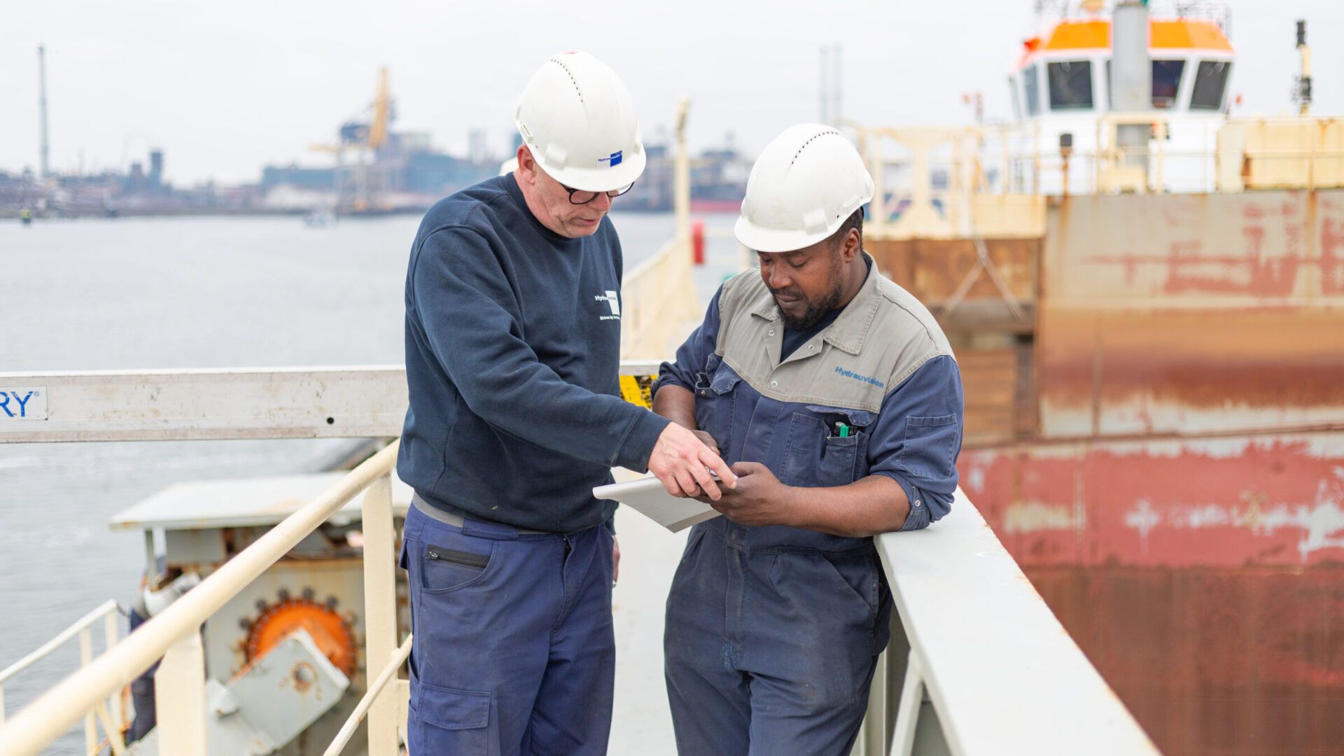 Hydrauvision Service engineers