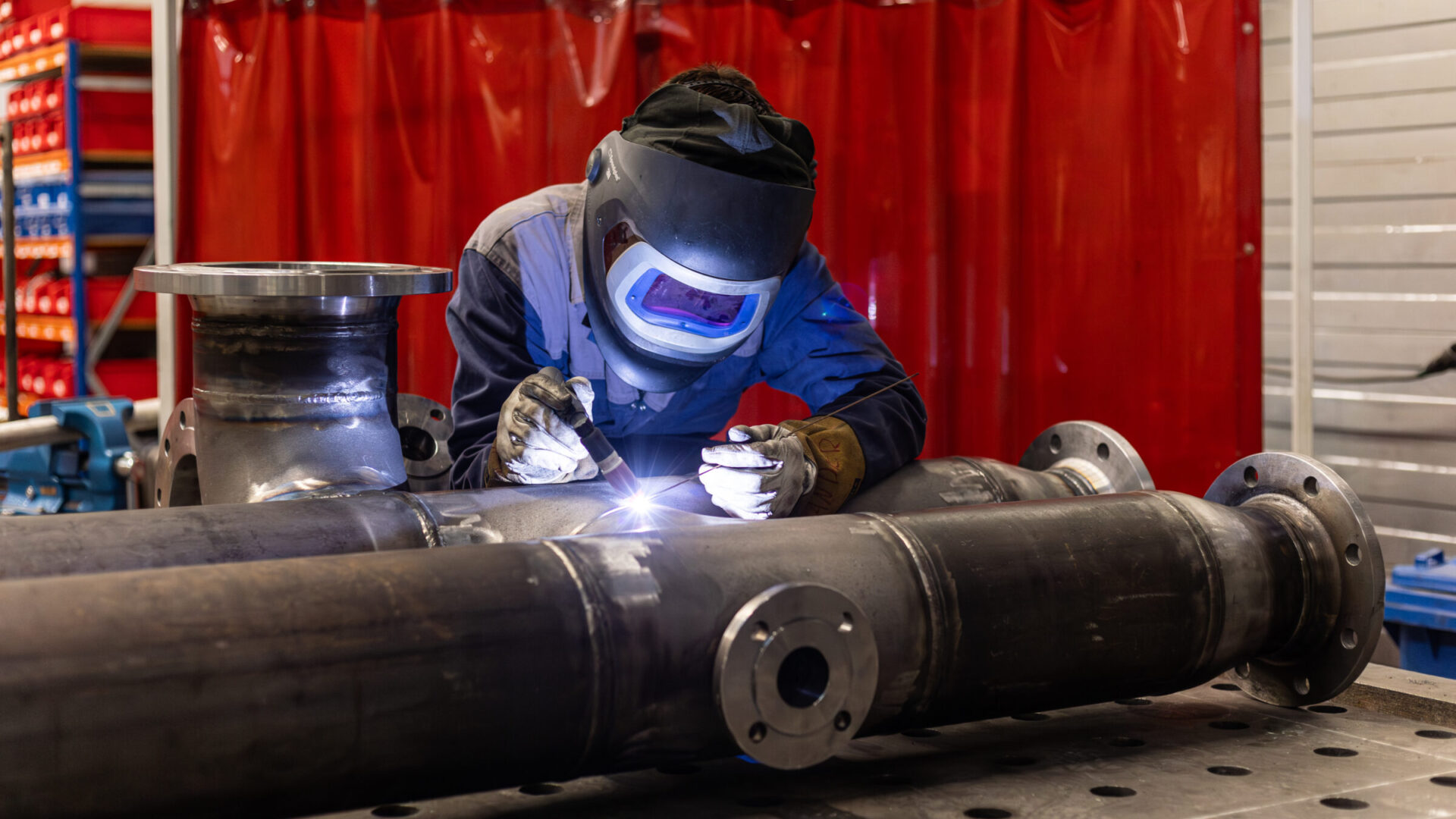 Pijpfitter hydraulisch leidingwerk