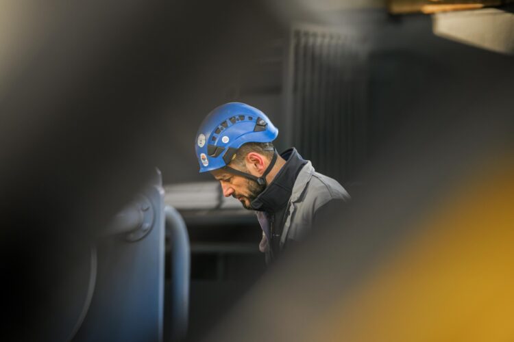Hydrauvision Rental hydraulic winches and powerpacks